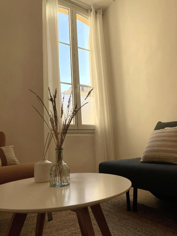 Cozy One Bedroom Apartment-City Center Nizza Kültér fotó